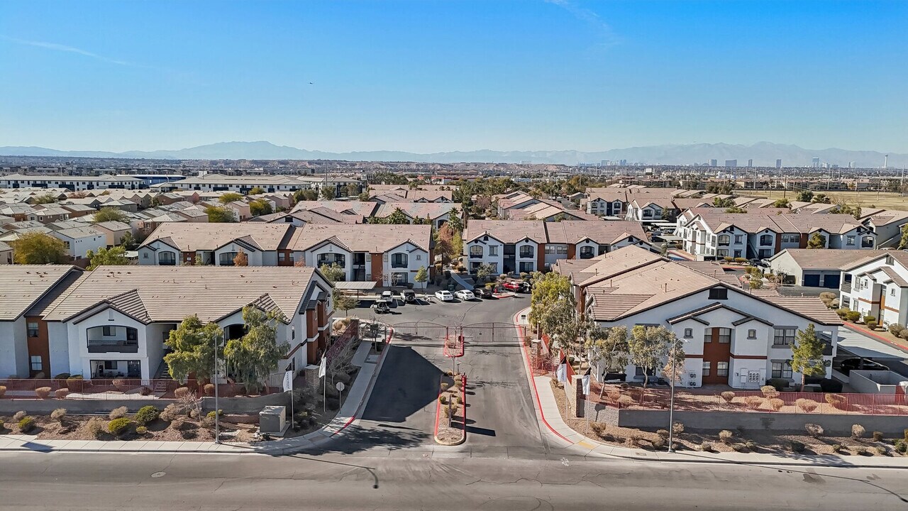 Tesoro Ranch in Las Vegas, NV - Foto de edificio