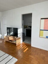 1517 Yale St, Unit A in Santa Monica, CA - Building Photo - Building Photo