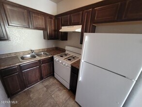 1100 Cedar St in El Paso, TX - Building Photo - Building Photo