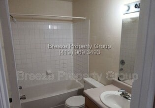 527 Nova St in Lima, OH - Building Photo - Building Photo