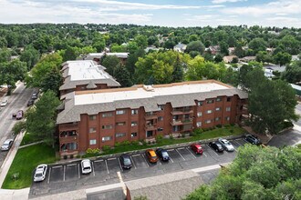 Heritage Park Senior Condos in Colorado Springs, CO - Building Photo - Building Photo