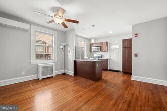 836 W Lancaster Ave in Bryn Mawr, PA - Building Photo - Building Photo