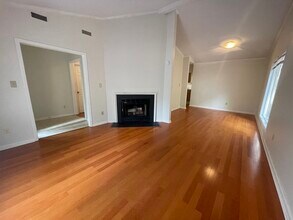 110 Berry Patch Ln in Chapel Hill, NC - Building Photo - Building Photo