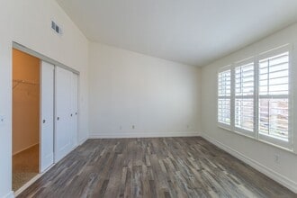 11909 Stegmeir Dr in Rancho Cucamonga, CA - Foto de edificio - Building Photo