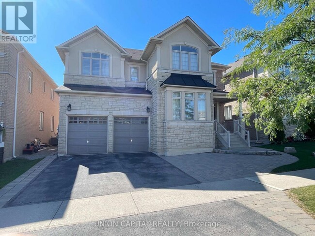 property at 22 Greenforest Grove