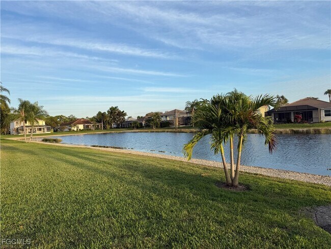 property at 11081 Lakeland Cir