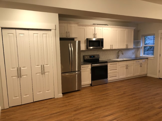 property at 1511 SW Dolph Ct