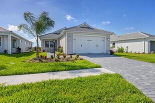 1019 Waterline Ct in Sarasota, FL - Building Photo