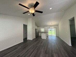14962 SW 31st Pl in Ocala, FL - Building Photo - Building Photo