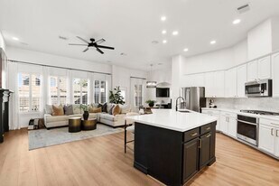 3011 Manchester Cove in Missouri City, TX - Building Photo