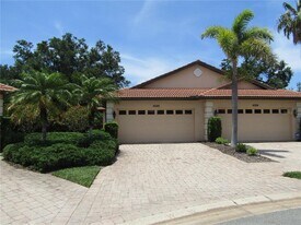 4526 Cancello Grande Ave in Venice, FL - Building Photo