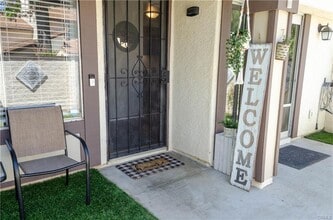 24717 Sand Wedge Ln in Santa Clarita, CA - Building Photo - Building Photo