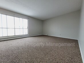 10140-10156 156 St NW in Edmonton, AB - Building Photo - Building Photo