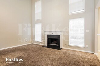 7910 W Shore Cir in Riverdale, GA - Building Photo - Building Photo