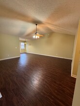 255 Fox Creek Ct in Manchester, TN - Building Photo - Building Photo