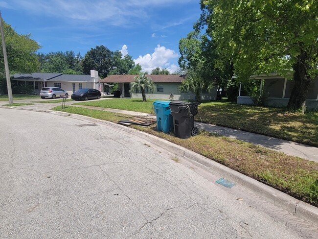 5165 Lanette St in Orlando, FL - Building Photo - Building Photo