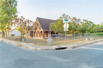 801 N 16th St in McAllen, TX - Building Photo - Building Photo