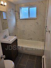 5605 W Warren Ave in Denver, CO - Building Photo - Building Photo