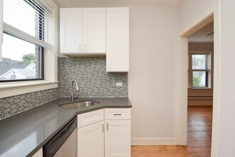 2326 N Rockwell St in Chicago, IL - Building Photo - Building Photo