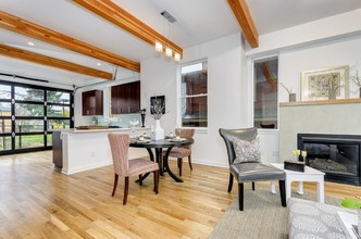 Verona in Portland, OR - Building Photo - Interior Photo