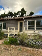 6634 Gaviota Ave, Unit Large Unit in Van Nuys, CA - Foto de edificio - Building Photo