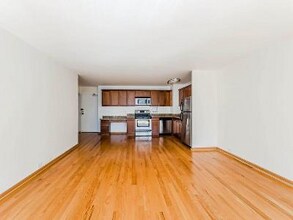 2933 N Sheridan Rd-Unit -29331103 in Chicago, IL - Building Photo - Building Photo