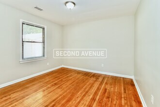 7215 Earl Dr in Louisville, KY - Building Photo - Building Photo