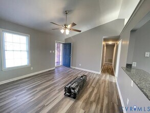 17212 Doggetts Fork Rd in Ruther Glen, VA - Building Photo - Building Photo