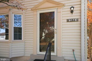 9175 Broken Oak Pl in Burke, VA - Building Photo