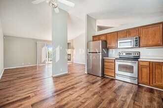 2507 Hogantown Dr in Bellevue, NE - Building Photo - Building Photo