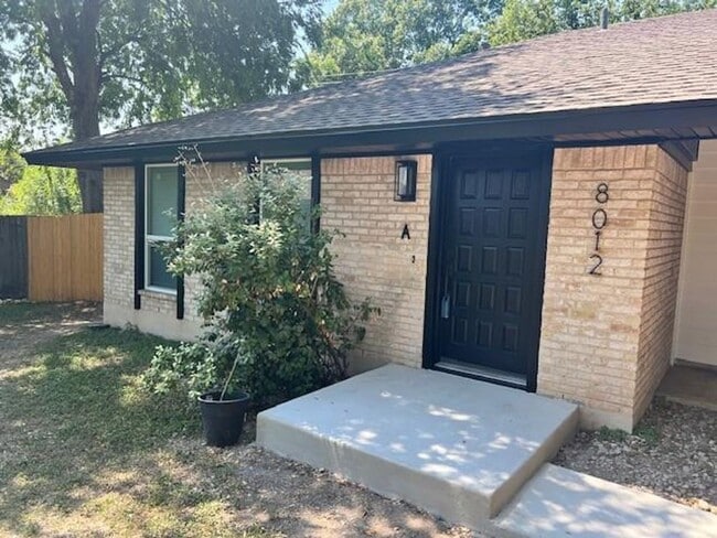 8012 Pinedale Cove in Austin, TX - Building Photo - Building Photo