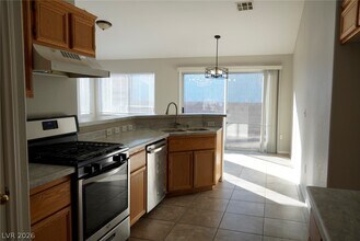 131 Newburg Ave in North Las Vegas, NV - Building Photo - Building Photo