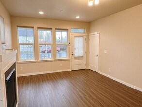 4776 Spring Brook St in Bellingham, WA - Building Photo - Building Photo