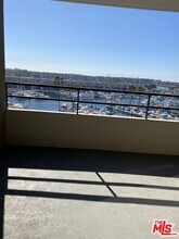 4335 Marina City Dr in Marina Del Rey, CA - Building Photo - Building Photo