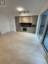 1285 Dupont St in Toronto, ON - Building Photo - Building Photo