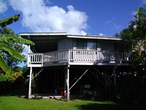 73-1079 Ahulani St in Kailua Kona, HI - Foto de edificio - Building Photo