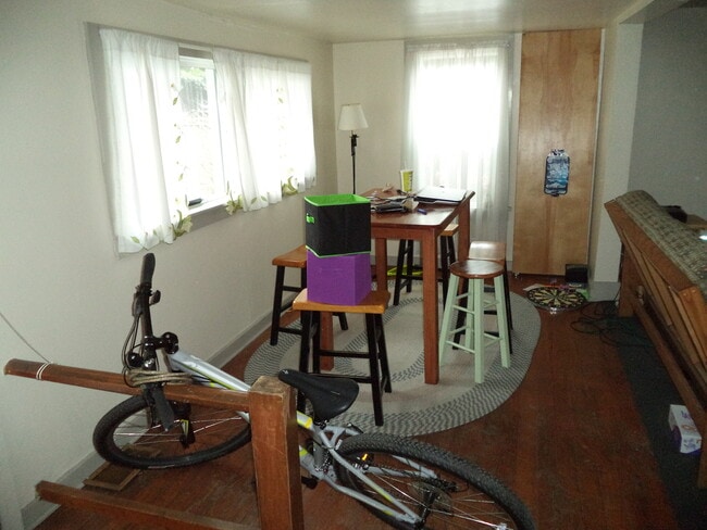 102 E Cherry Ln in State College, PA - Building Photo - Building Photo