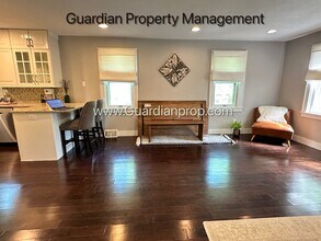 5532 35th Ave S in Minneapolis, MN - Building Photo - Building Photo