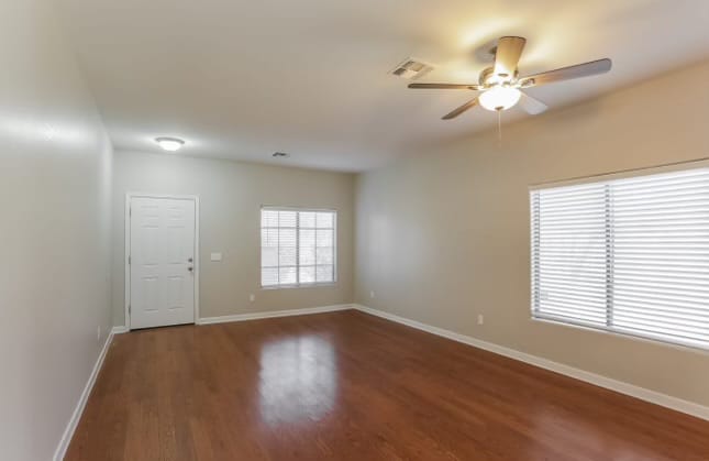 46903 S 15th Dr in Phoenix, AZ - Building Photo - Building Photo