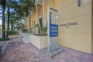 300 Sunny Isles Blvd, Unit 4-1104 in Sunny Isles Beach, FL - Building Photo