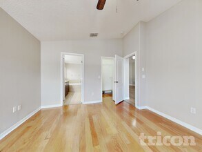 12522 Cricklewood Dr in Spring Hill, FL - Foto de edificio - Building Photo