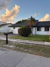 12231 SW 210th St in Miami, FL - Building Photo - Building Photo