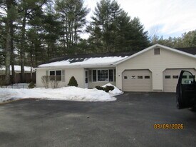 240 Dixon Rd, Unit 240A in Glens Falls, NY - Building Photo