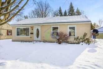 1650 Matilda St NE in Grand Rapids, MI - Building Photo - Building Photo