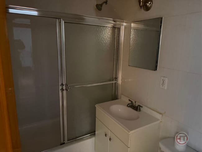 1858 Archer St in Bronx, NY - Foto de edificio - Building Photo