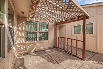 15934 Beechnut St in Houston, TX - Building Photo - Building Photo