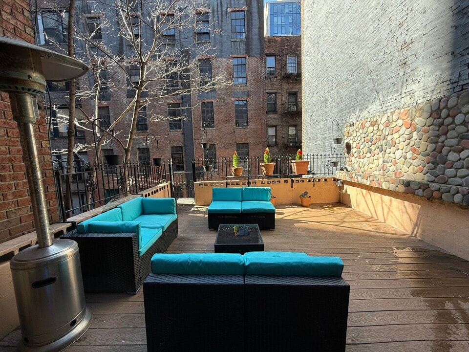 166 East 88th Street in New York, NY - Foto de edificio