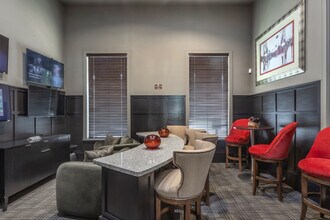 Ten Pines at Summerwood in Houston, TX - Building Photo - Interior Photo