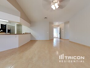 174 Lake Daisy Terrace in Winter Haven, FL - Building Photo - Building Photo