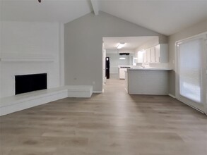 3406 Park Haven Ln in Deer Park, TX - Building Photo - Building Photo